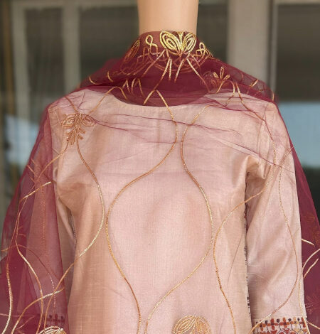 Net dupatta with golden floral work